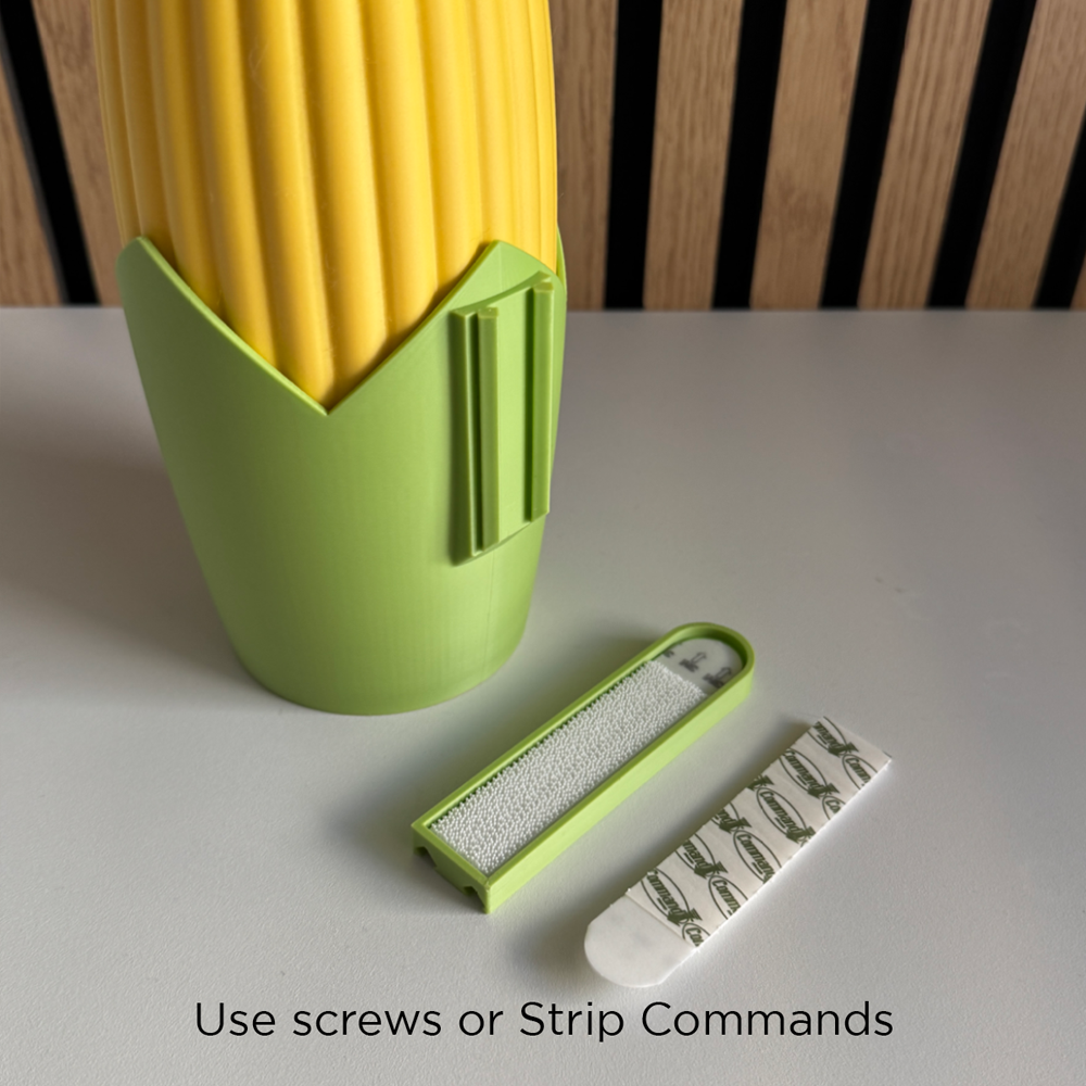 Twist & Treat Maize Snack Dispenser