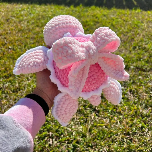 Cute pink bow woven turtle