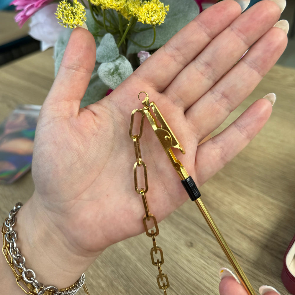 GlideGem Bracelet Assistant