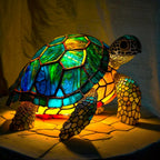 LUMINAFAUNA – Artistic Stained Glass Animal Lamp