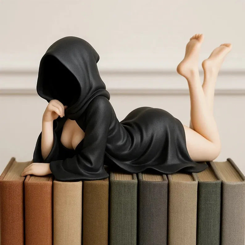 Mysterious bookshelf sculptures