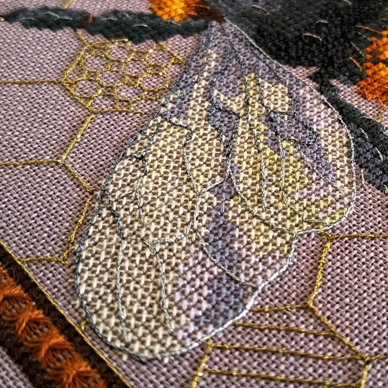 Bee Embroidery kit set