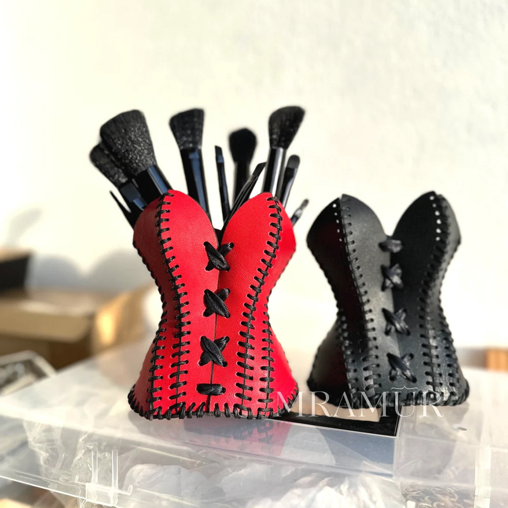 Retro Corset Leather Makeup Holder