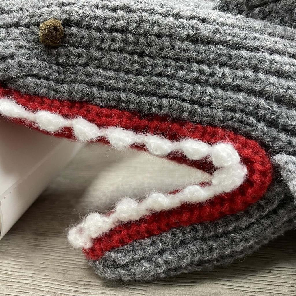 Shark Knitted Gloves