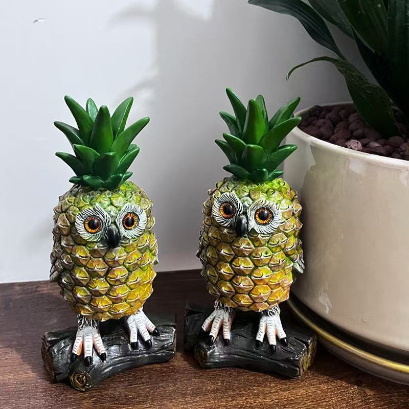 The Pineapple Owl: The Most Whimsical Fusion of Nature’s Oddest Duo!